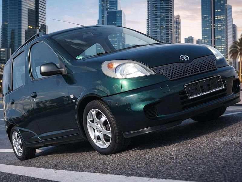 Gebraucht Toyota Yaris 86 PS (63 kW) 2003 Grün Kombi