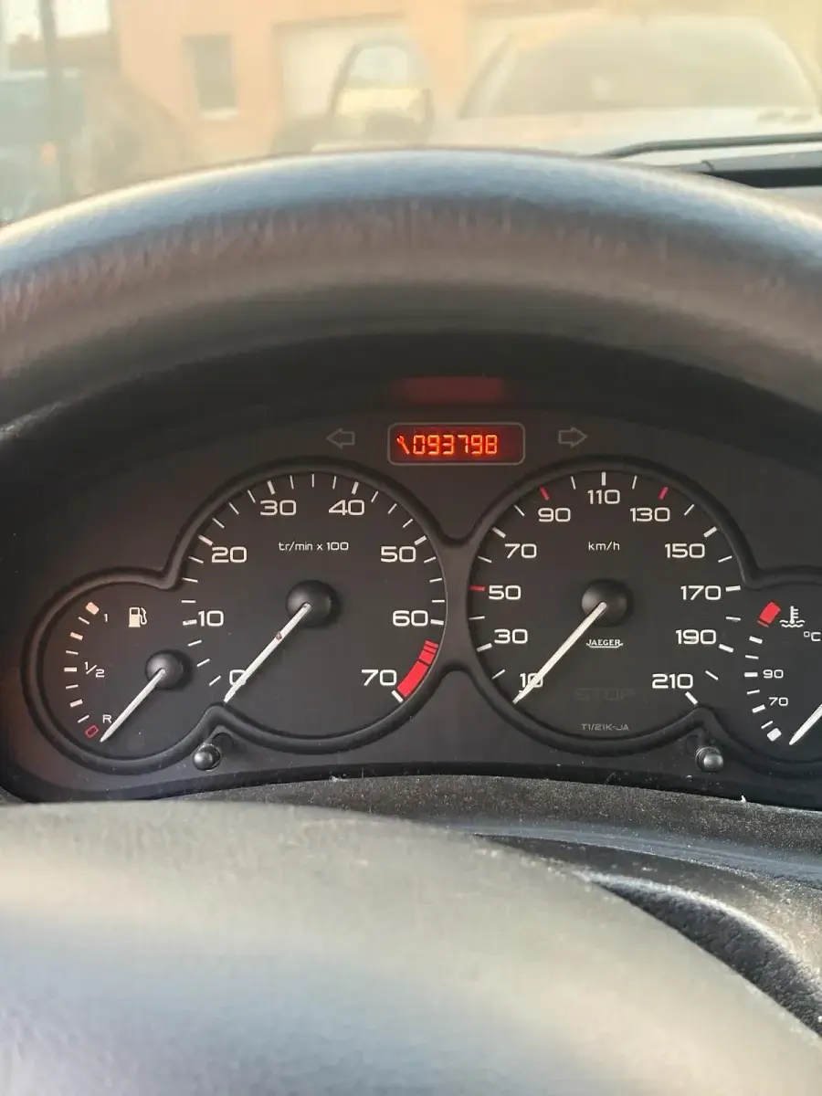 Gebraucht Peugeot 206 75 PS (55 kW) 2002 Grau Kleinwagen