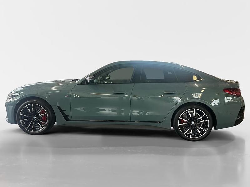 Neu BMW M440 M Sport 374 PS (275 kW) 2026 Cape york grün metallic Limousine