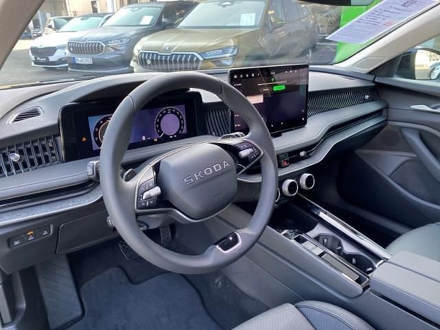 Neu Skoda Superb Selection 150 PS (110 kW) 2025 Schwarz Kombi