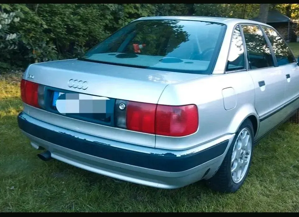 Gebraucht Audi 80 90 PS (66 kW) 1992 Silber Limousine