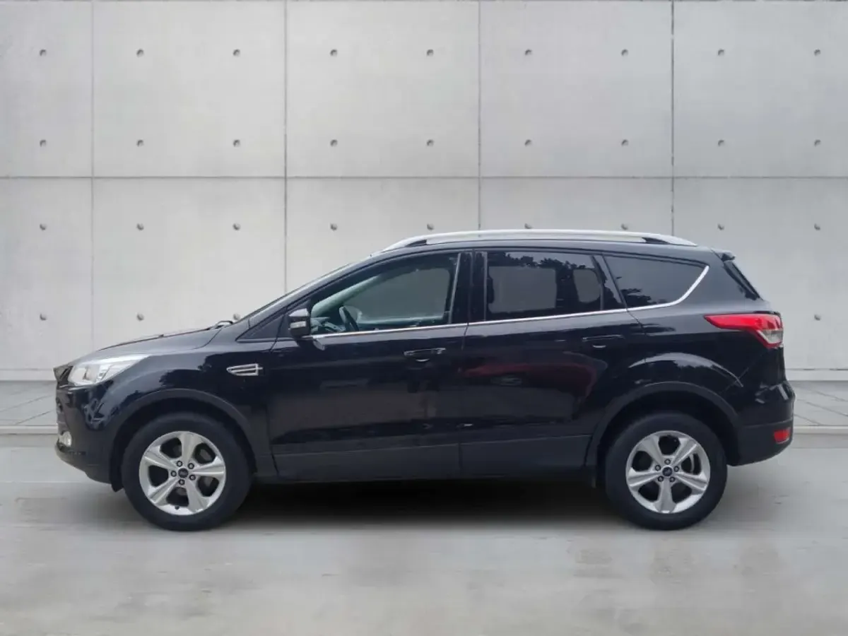 Gebraucht Ford Kuga SYNC Edition 150 PS (110 kW) 2015 Schwarz SUV