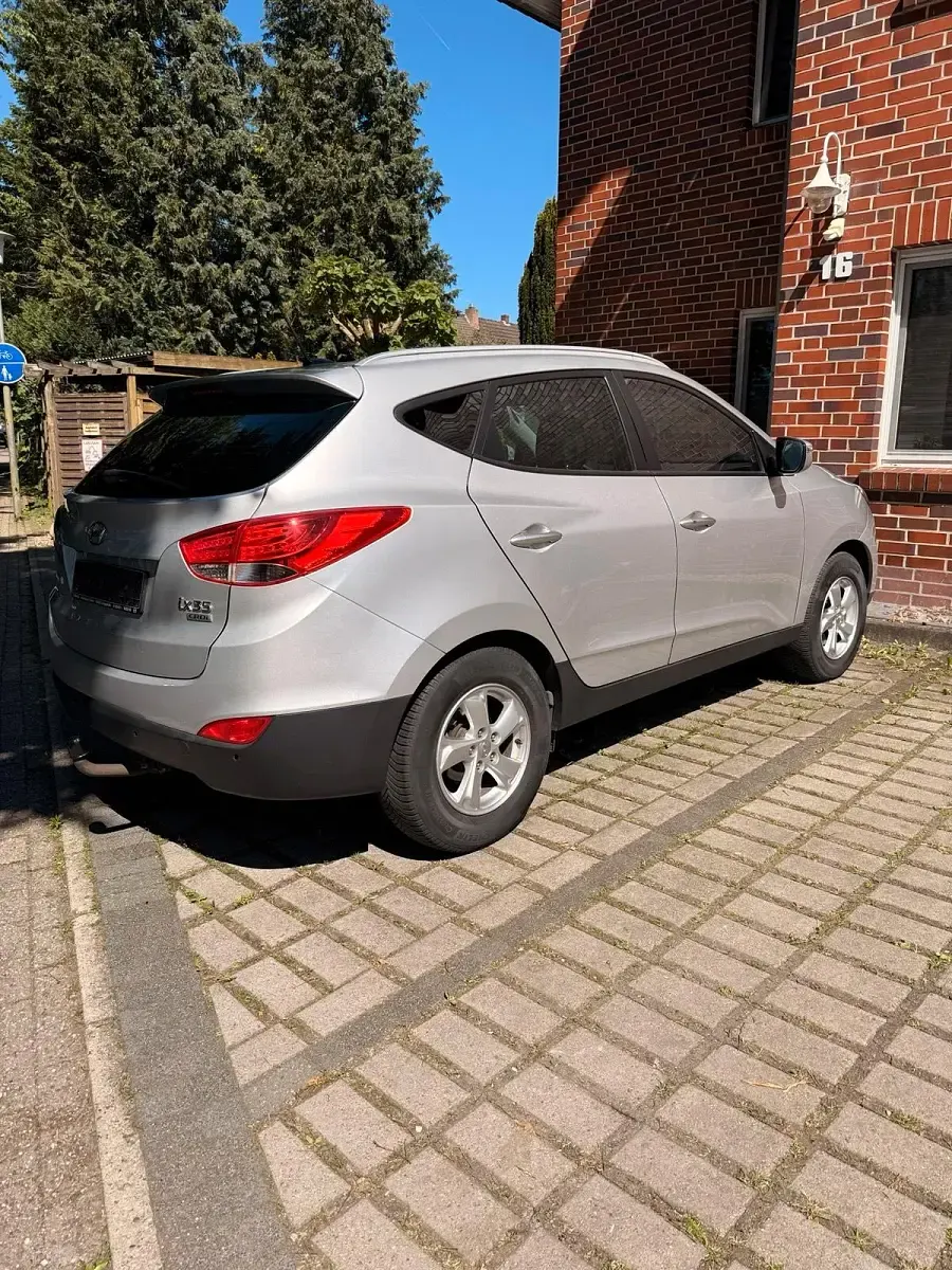 Gebraucht Hyundai ix35 116 PS (85 kW) 2012 Grau SUV