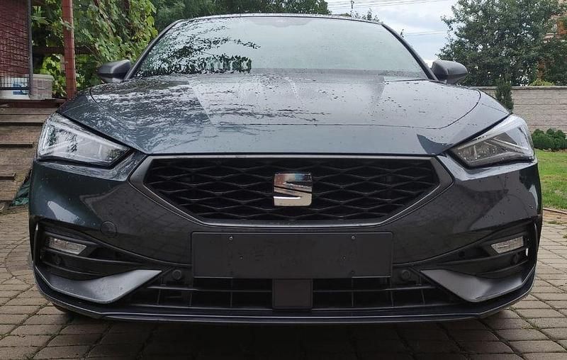 Gebraucht Seat Leon FR 204 PS (150 kW) 2020 Silber Limousine