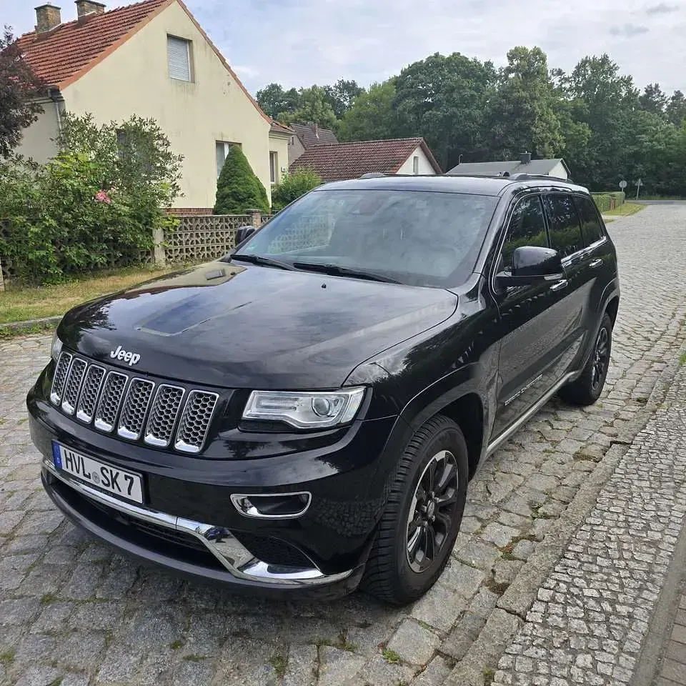 Gebraucht Jeep Grand Cherokee Summit 250 PS (183 kW) 2015 Schwarz SUV