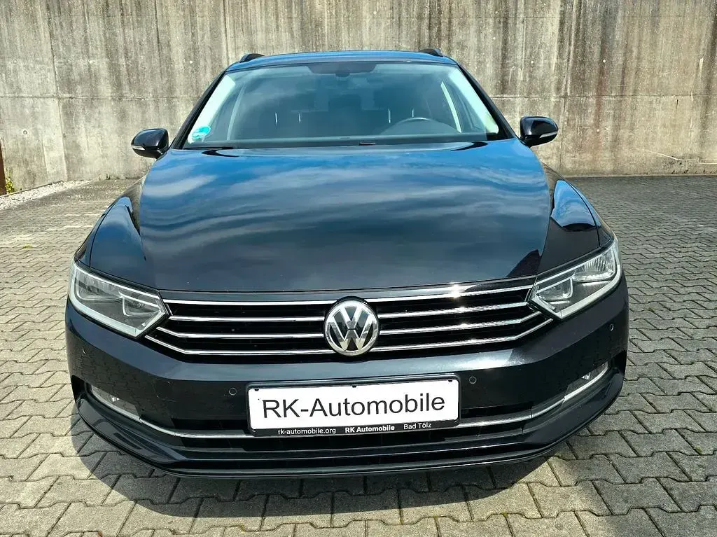 Gebraucht VW Passat Comfortline 150 PS (110 kW) 2015 Schwarz Kombi