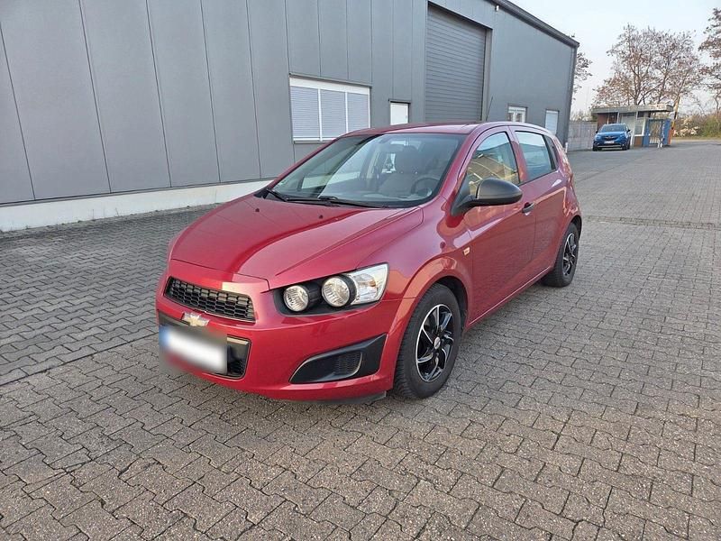 Gebraucht Chevrolet Aveo LS 69 PS (50 kW) 2013 Rot Kleinwagen