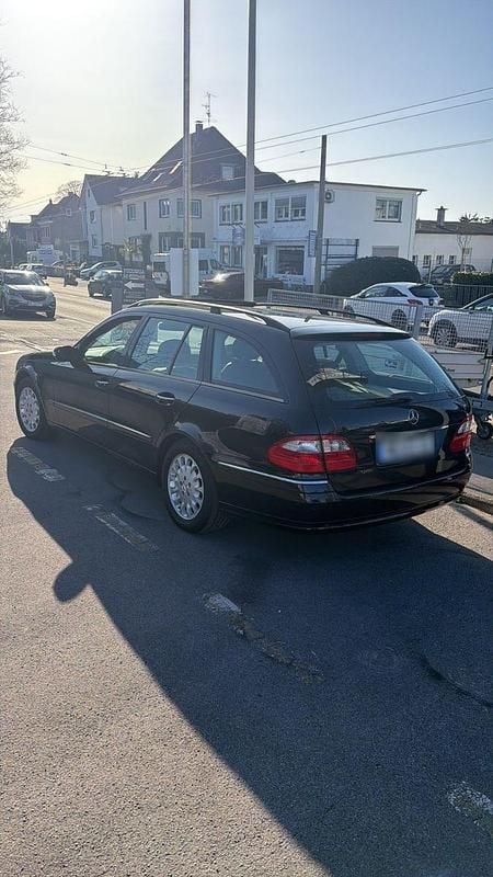 Gebraucht Mercedes E320 Elegance 224 PS (164 kW) 2006 Schwarz Kombi