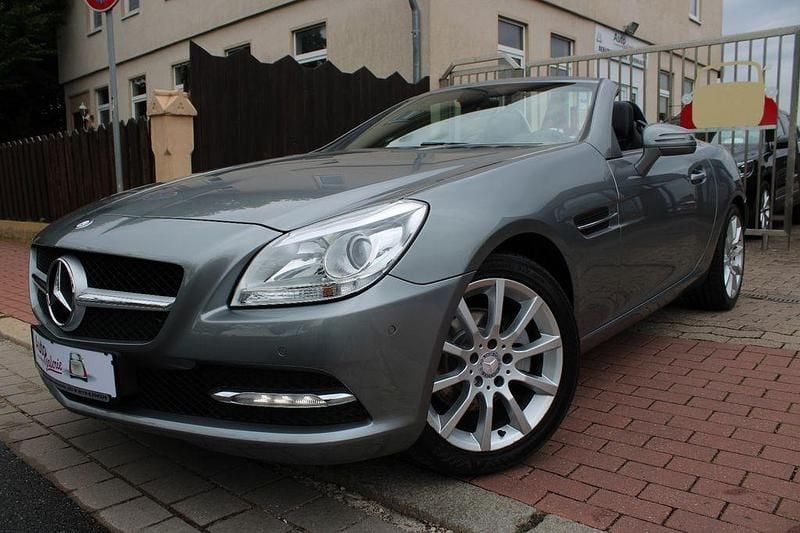Silber Gebraucht 2014 Mercedes SLK200 Cabrio | 18.999 € (Guter Preis) - Bild 1/4