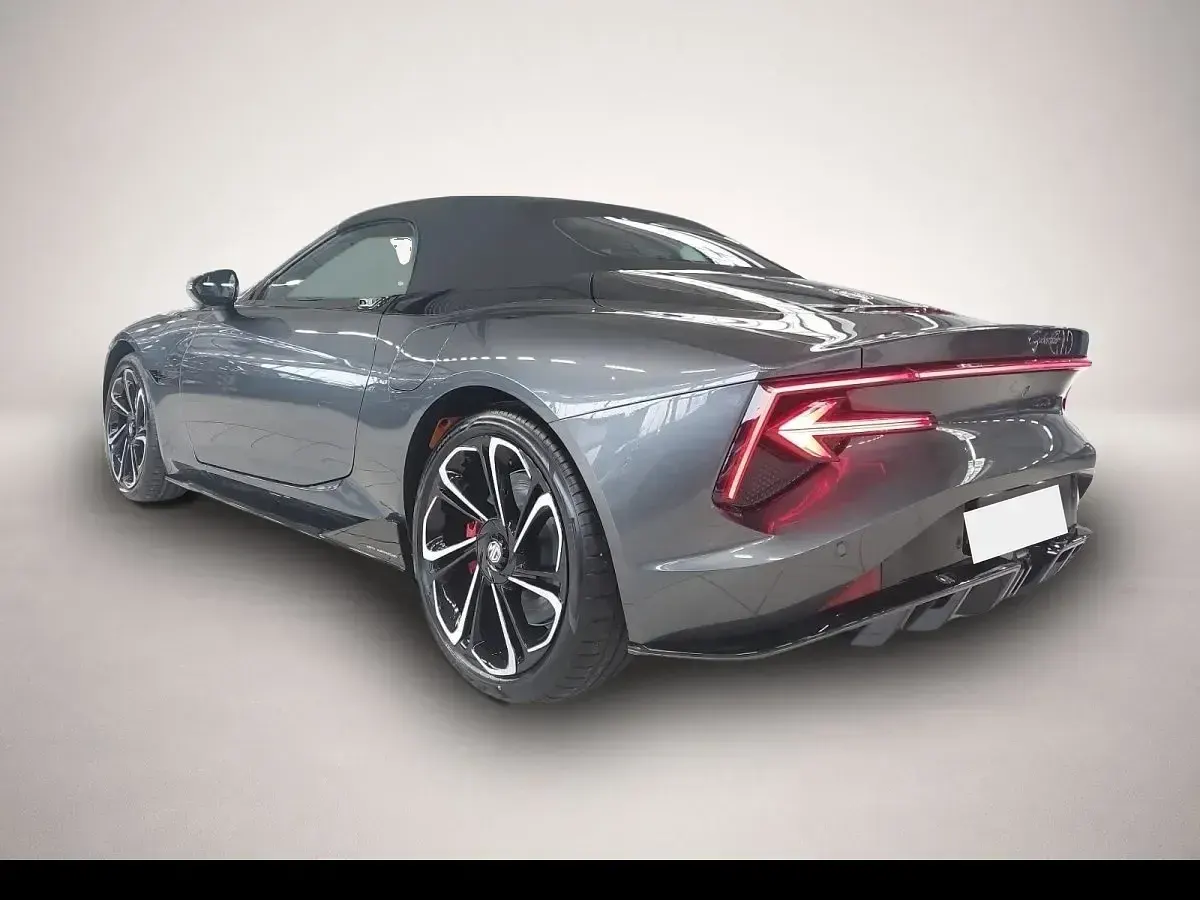 Gebraucht MG Cyberster 375 kW (510 PS) 2026 Grau Cabrio