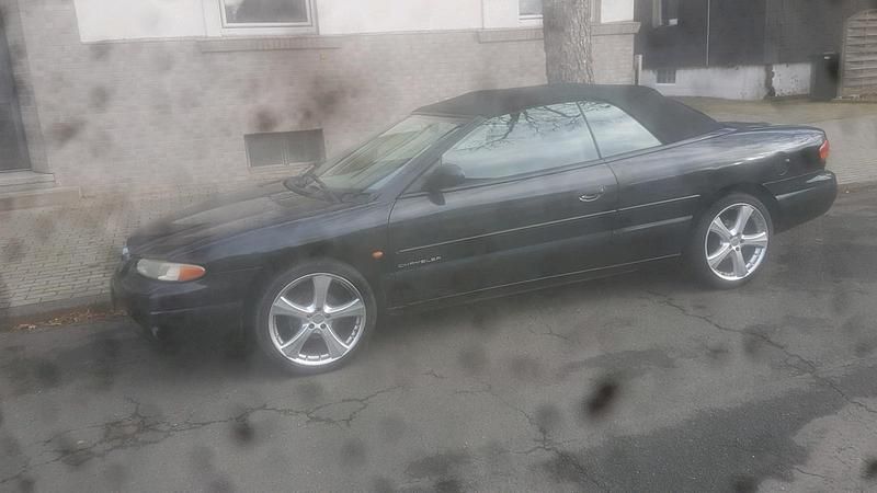 Gebraucht Chrysler Stratus 115 PS (84 kW) 1999 Schwarz Cabrio