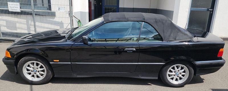 Schwarz Gebraucht 1997 BMW 320 Cabriolet Cabrio | 8.700 € (Fairer Preis) - Bild 1/4
