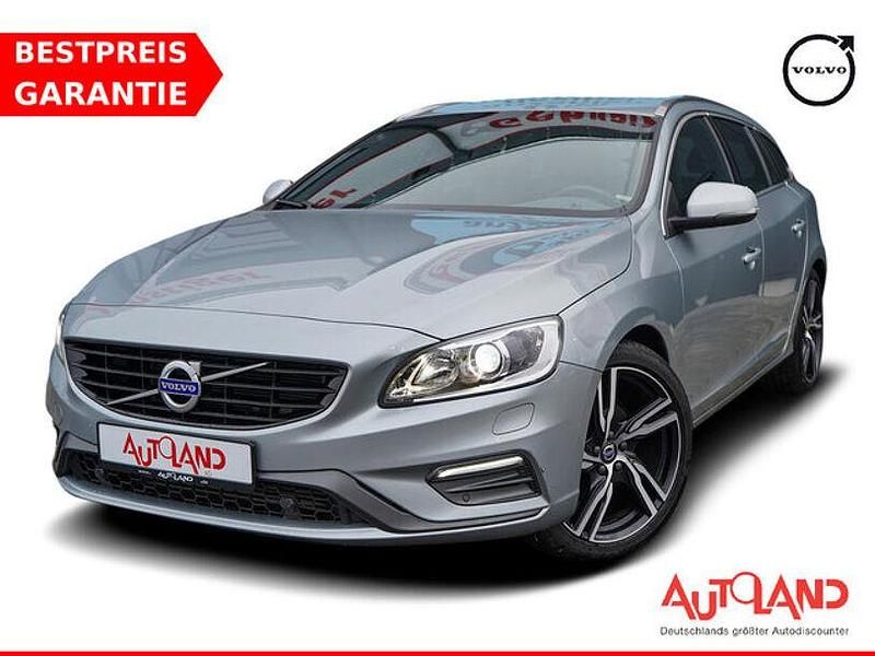 Gebraucht Volvo V60 R-Design 152 PS (111 kW) 2018 Silber Kombi