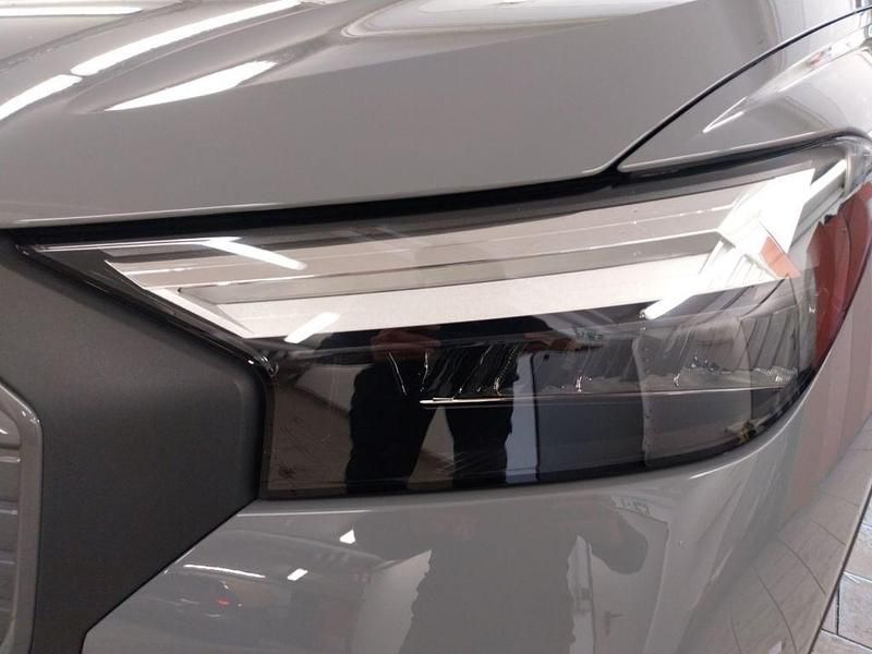 Gebraucht Audi e-tron Sportback 125 kW (170 PS) 2023 Kieselgrau SUV