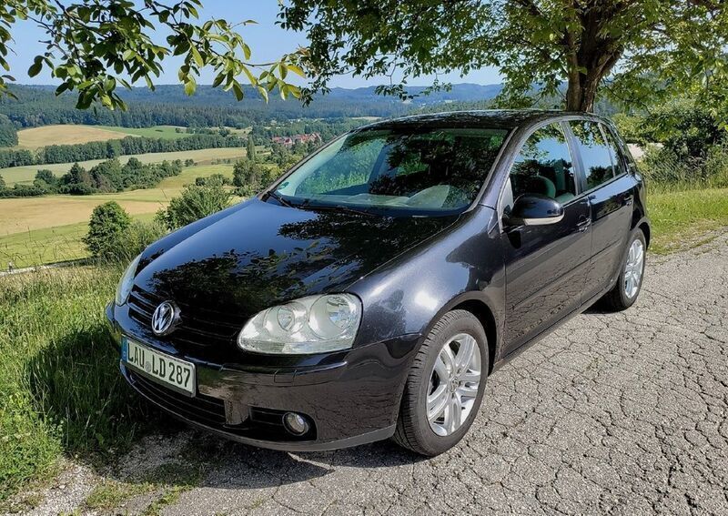 Schwarz Gebraucht 2007 VW Golf V Limousine | 2.490 € (Superpreis) - Bild 1/4