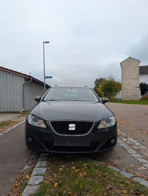Schwarz Gebraucht 2012 Seat Exeo Reference Kombi | 2.800 € (Superpreis) - Bild 1/4