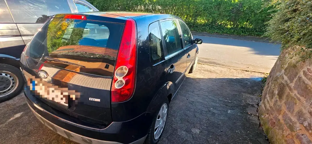 Gebraucht Ford Fiesta 90 PS (66 kW) 2005 Kleinwagen