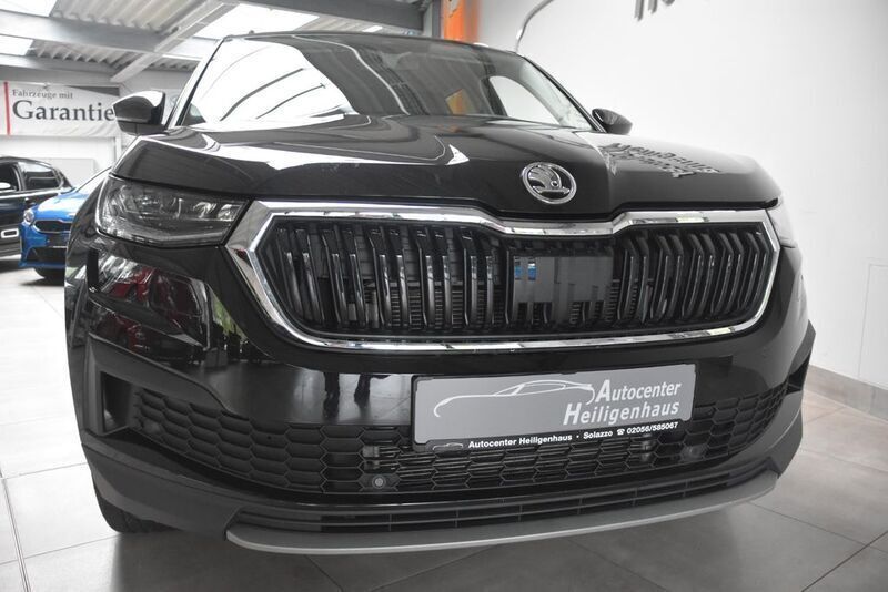 Schwarz Gebraucht 2022 Skoda Kodiaq Style SUV | 26.980 € (Guter Preis) - Bild 1/4
