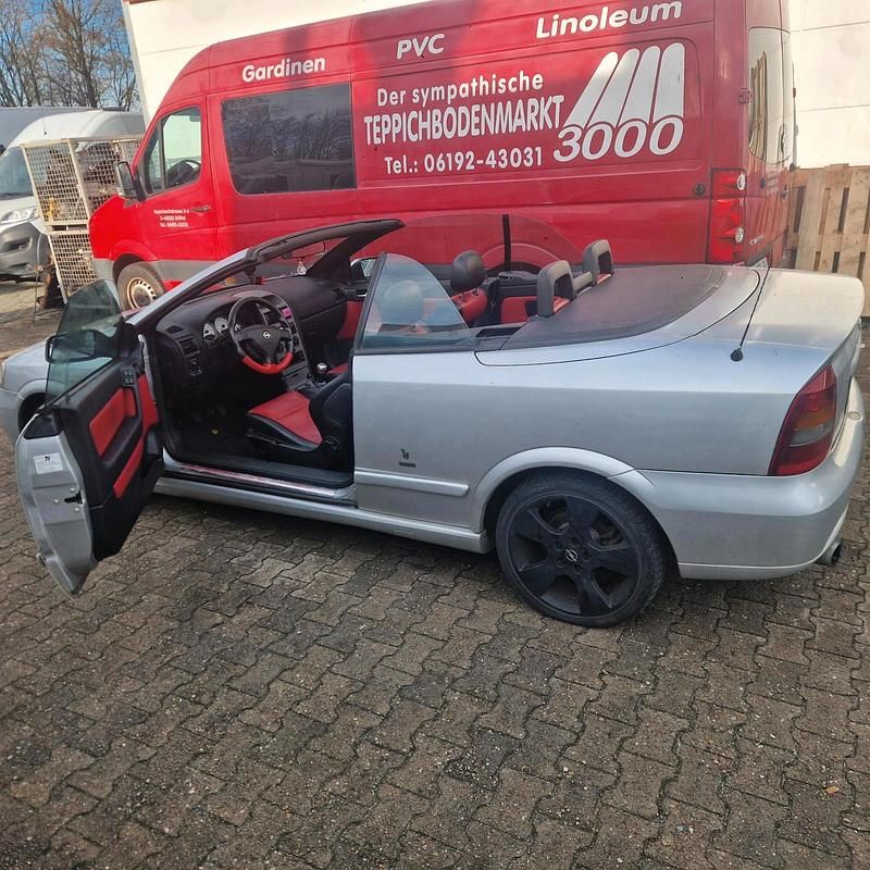 Gebraucht Opel Astra Cabriolet 147 PS (108 kW) 2002 Grau Cabrio