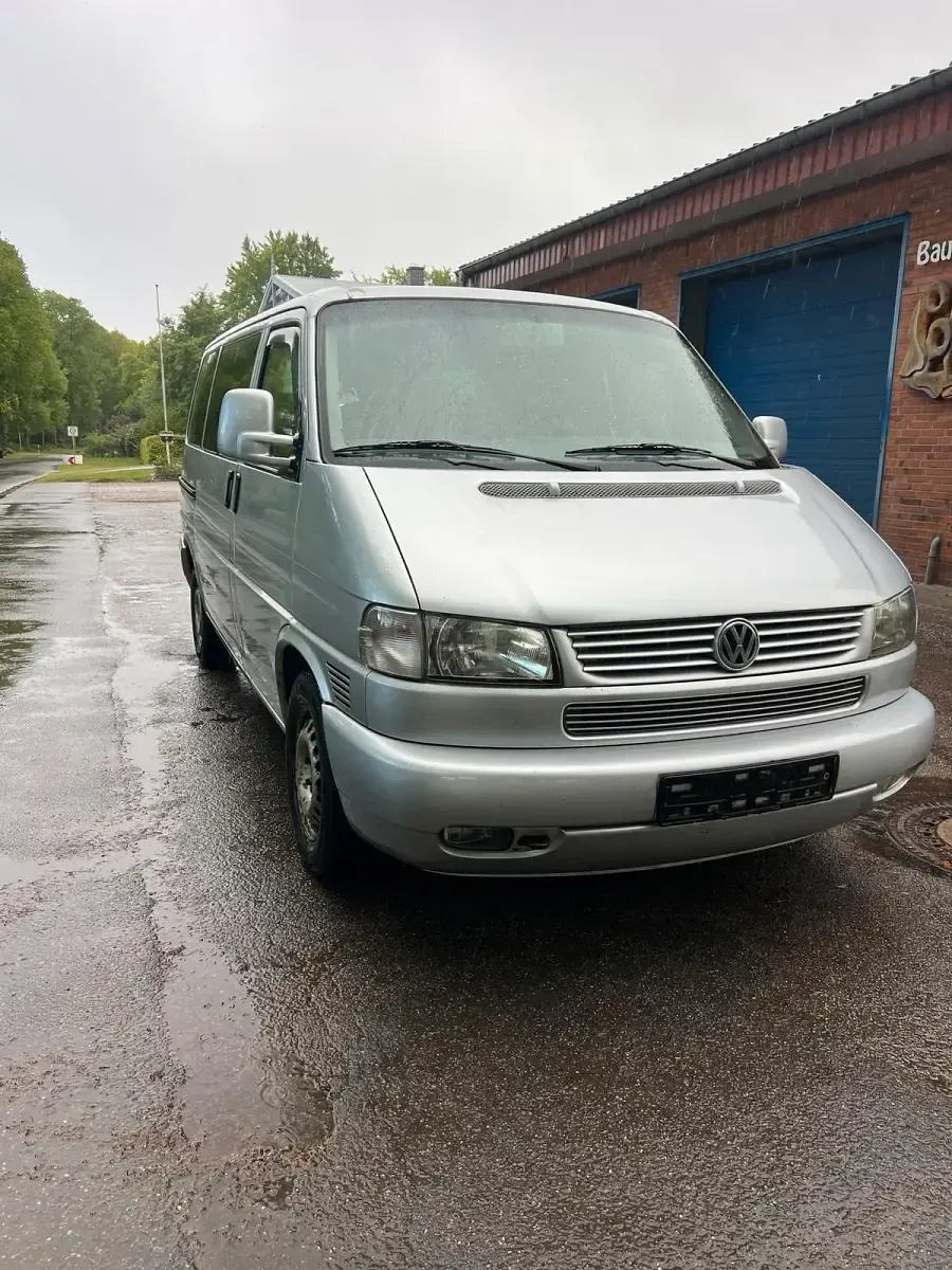 Używany VW T4 102 KM (75 kW) 2001 Srebrny Van