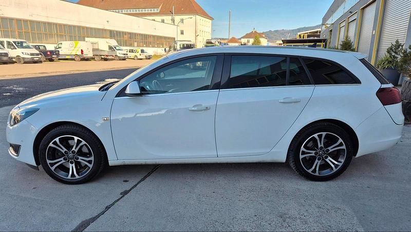 Gebraucht Opel Insignia 250 PS (183 kW) 2015 Weiß Kombi