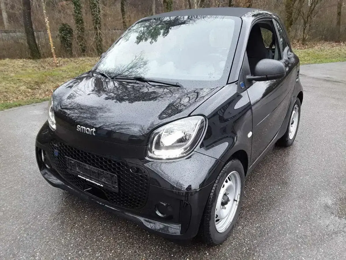 Gebraucht Smart ForTwo Coupé 60 kW (82 PS) 2022 Schwarz Coupé