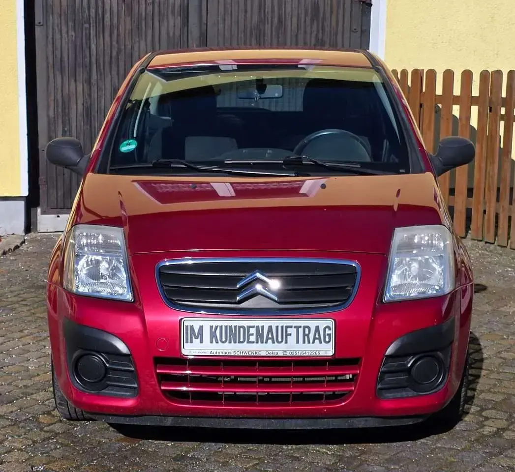 Gebraucht Citroën C2 Tonic 60 PS (44 kW) 2009 "luziferrot" Kleinwagen