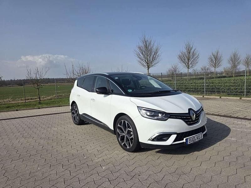 Gebraucht Renault Scenic E-Tech Intens 102 kW (140 PS) 2023 Weiß SUV