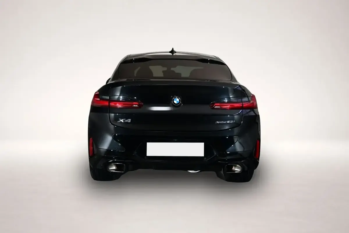 Gebraucht BMW X4 184 PS (135 kW) 2025 Schwarz SUV