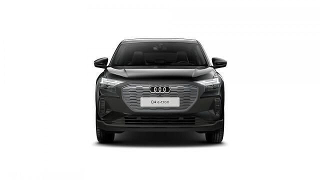 Gebraucht Audi Q4 Sportback e-tron Ambiente 210 kW (286 PS) 2025 Mythosschwarz metallic SUV