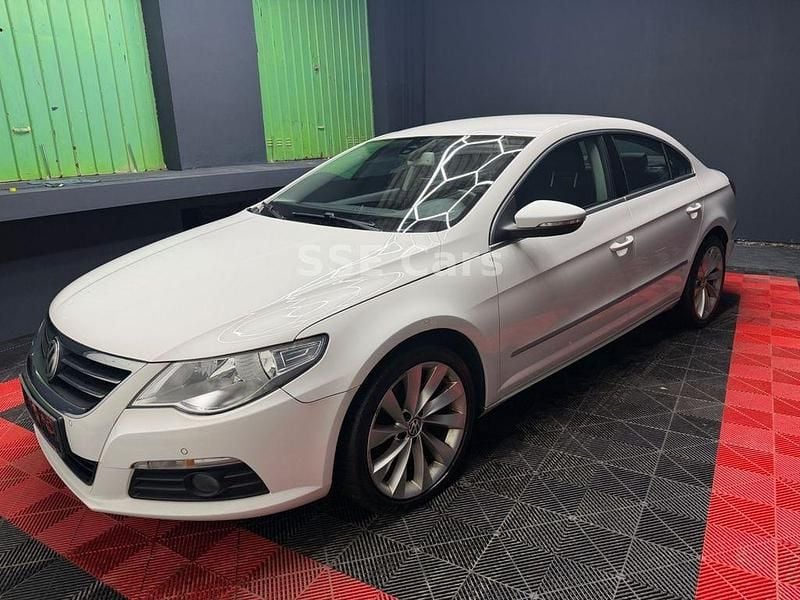 Gebraucht VW Passat Basis 200 PS (147 kW) 2010 Weiß Limousine