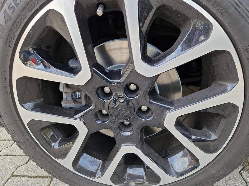 Gebraucht Jeep Compass 150 PS (110 kW) 2021 Grün SUV