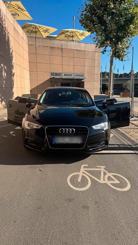 Schwarz Gebraucht 2013 Audi A5 Sportback Design Kleinwagen | 11.000 € (Guter Preis) - Bild 1/4