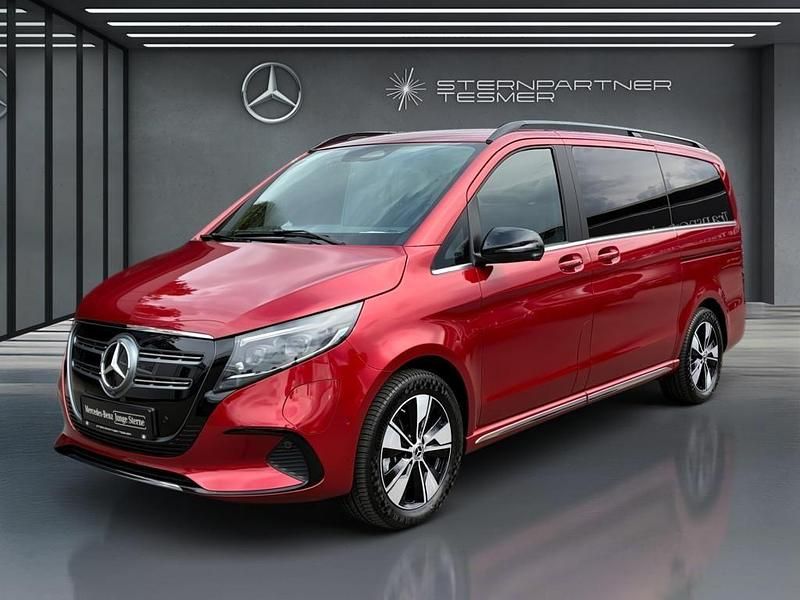 Rot Gebraucht 2024 Mercedes EQV300 Avantgarde Van / Kleinbus | 62.400 € - Bild 1/3