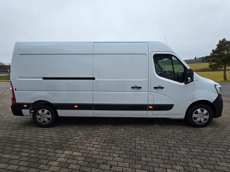 Gebraucht Renault Master Komfort 150 PS (110 kW) 2021 Weiß Van / Kleinbus