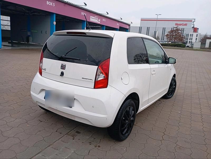 Gebraucht Seat Mii Cosmopolitan 69 PS (50 kW) 2018 Weiß Kleinwagen