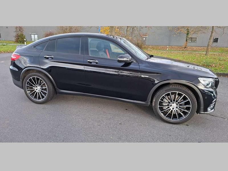 Gebraucht Mercedes GLC43 AMG AMG 367 PS (269 kW) 2017 Obsidianschwarz SUV