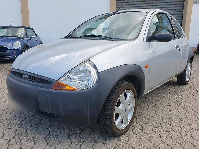 Second-hand Ford Ka 60 CP (44 kW) 1998 Argintiu Hatchback