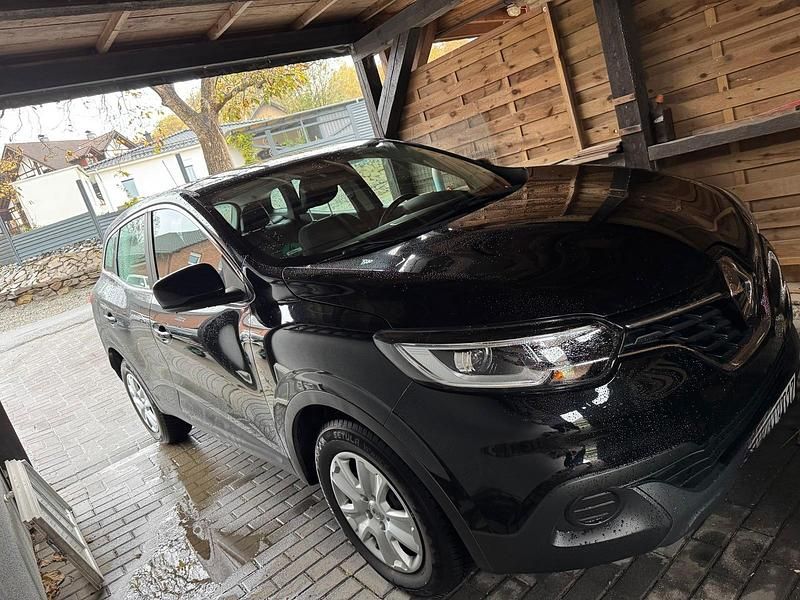 Schwarz Gebraucht 2016 Renault Kadjar SUV | 9.000 € (Guter Preis) - Bild 1/4