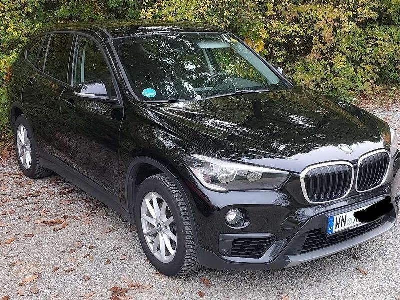 Gebraucht BMW X1 Advantage 140 PS (102 kW) 2018 Schwarz SUV