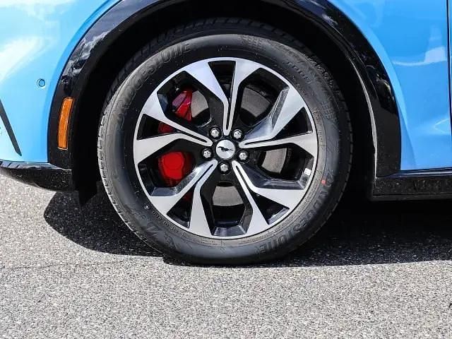 Gebraucht Ford Mustang Mach-E 258 kW (351 PS) 2022 Grabber blue metallic SUV