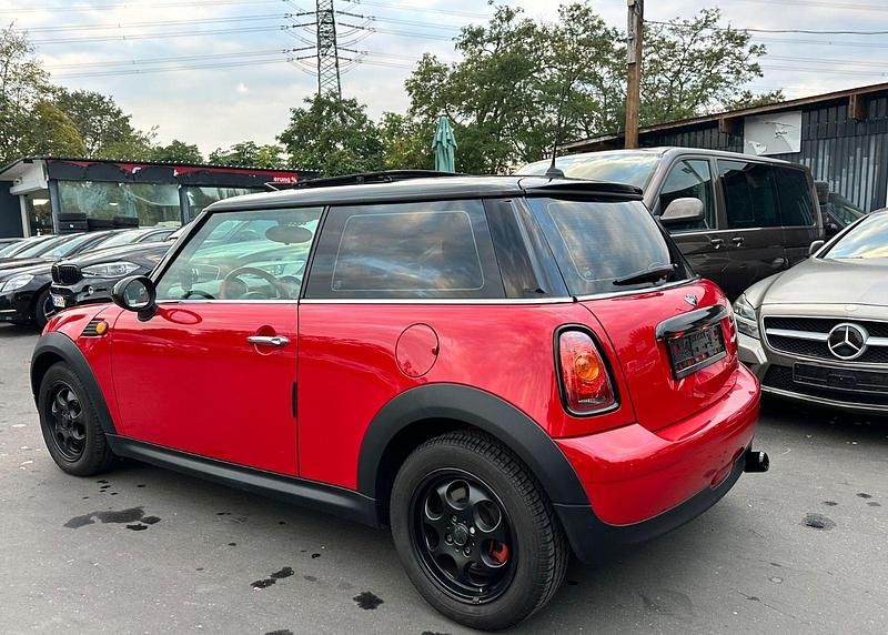 Gebraucht Mini ONE 120 PS (88 kW) 2009 Rot Kleinwagen