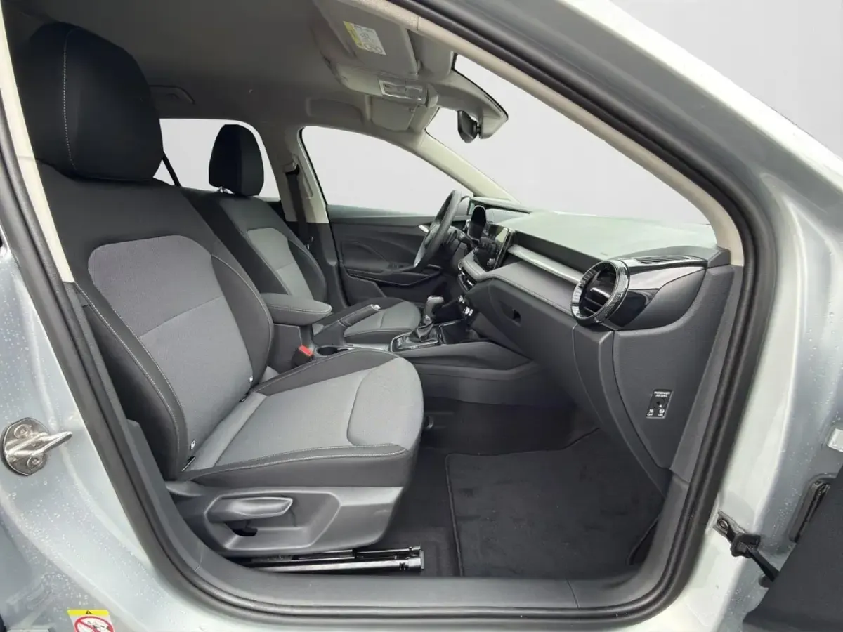 Gebraucht Skoda Fabia Tour 116 PS (85 kW) 2025 Brillantsilber metallic (metallic) Kleinwagen