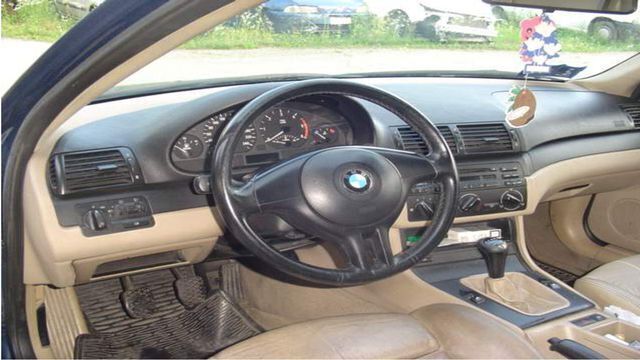 Gebraucht BMW 320 150 PS (110 kW) 2002 Blau Limousine