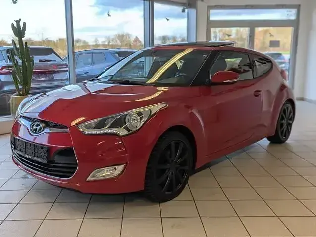Gebraucht Hyundai Veloster Style 140 PS (102 kW) 2014 Rot Kleinwagen