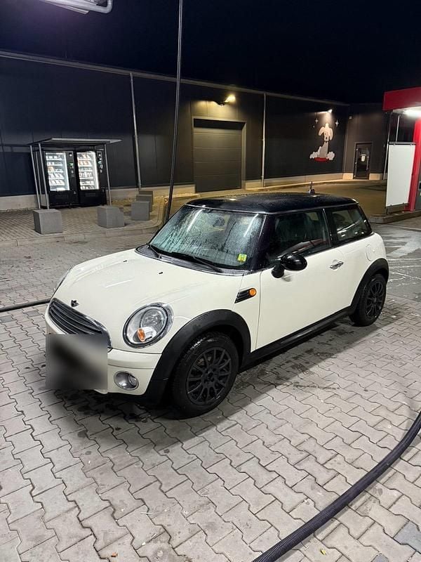 Usata Mini Cooper D 110 CV (80 kW) 2008 Beige Utilitaria