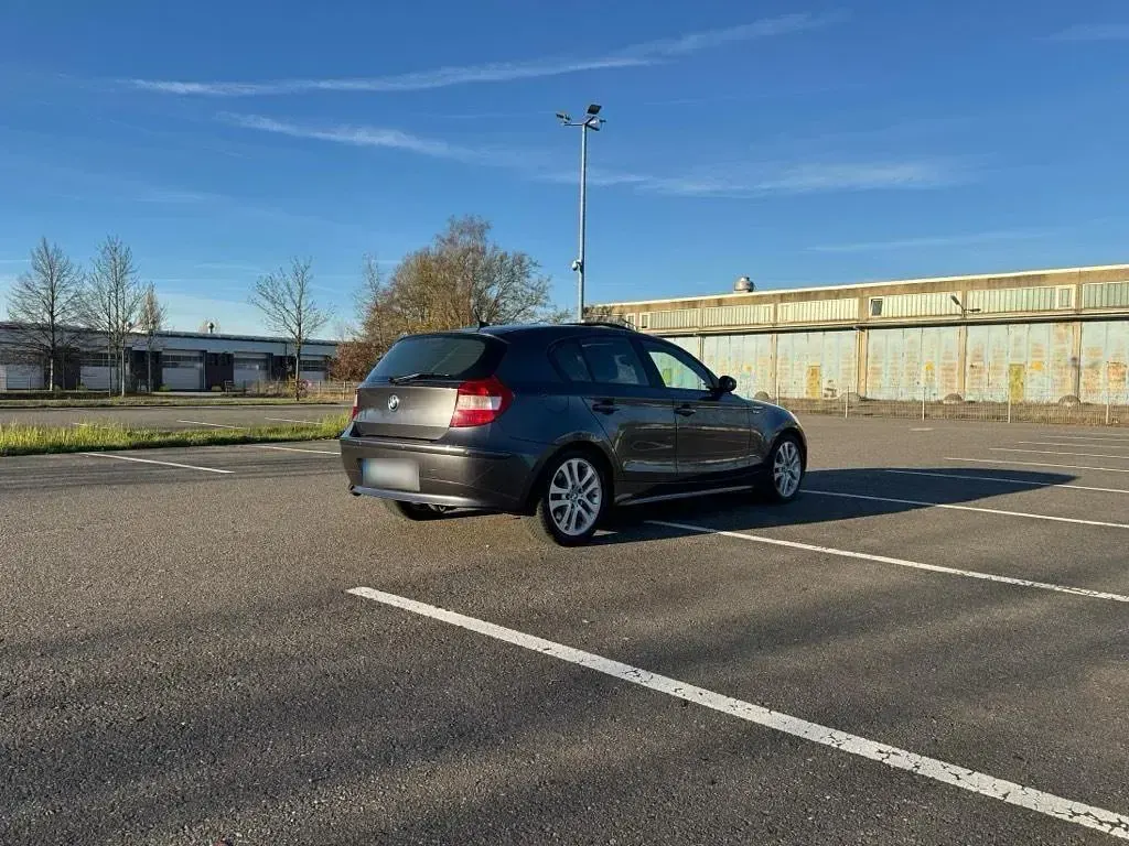 Gebraucht BMW 120 164 PS (120 kW) 2004 Grau Kleinwagen