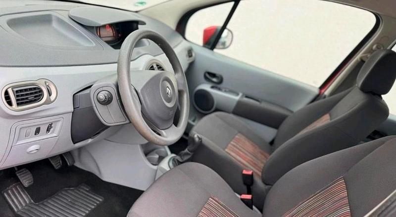 Gebraucht Renault Modus 75 PS (55 kW) 2010 Rot Van / Kleinbus