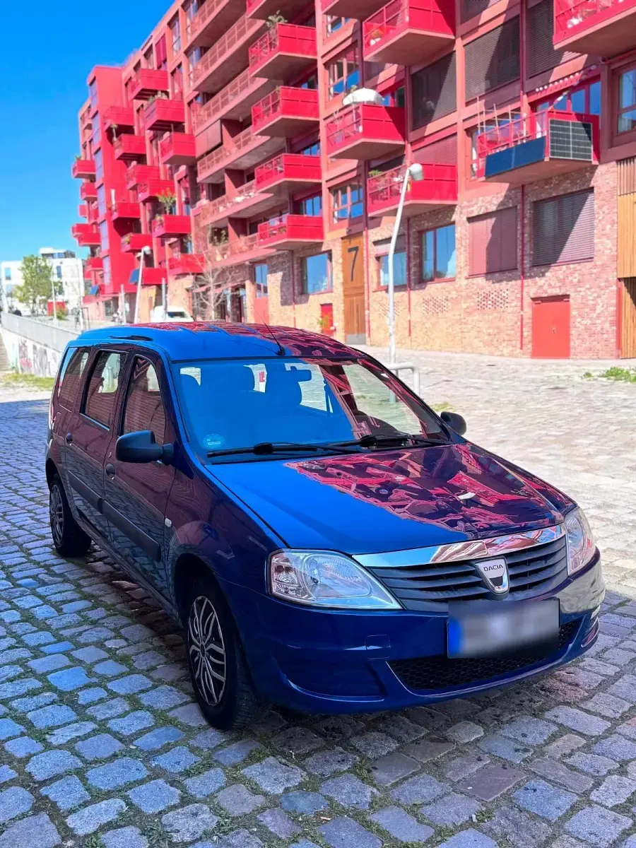 Second-hand Dacia Logan 75 CP (55 kW) 2009 Albastru Break