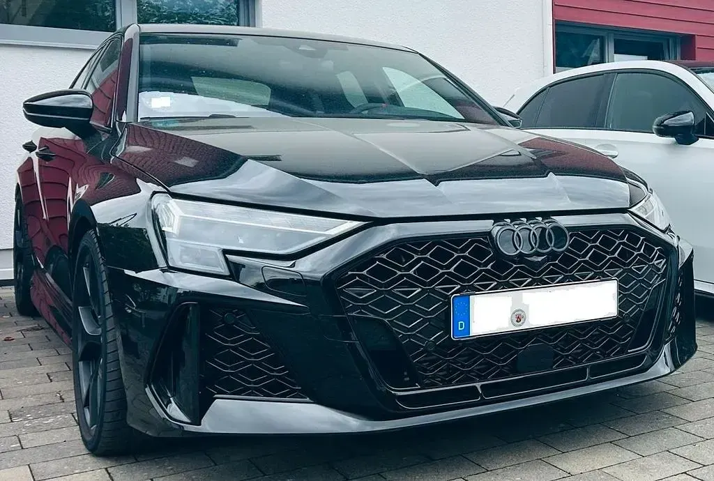 Gebraucht Audi RS3 Sport 400 PS (294 kW) 2025 Schwarz Limousine